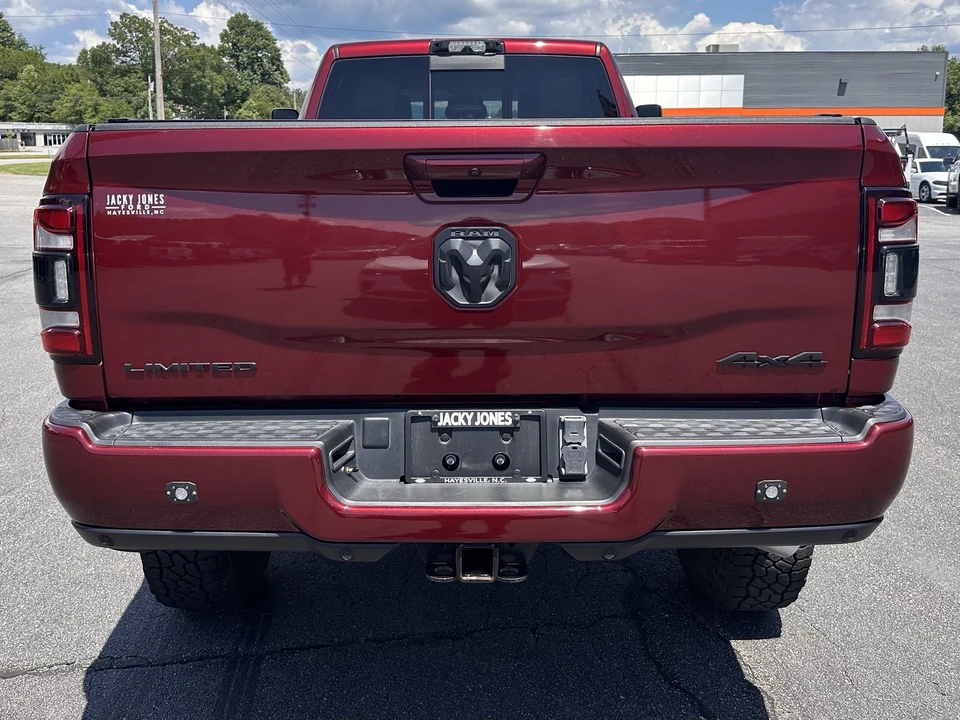 2022 Ram 3500 - Image 7 of 12