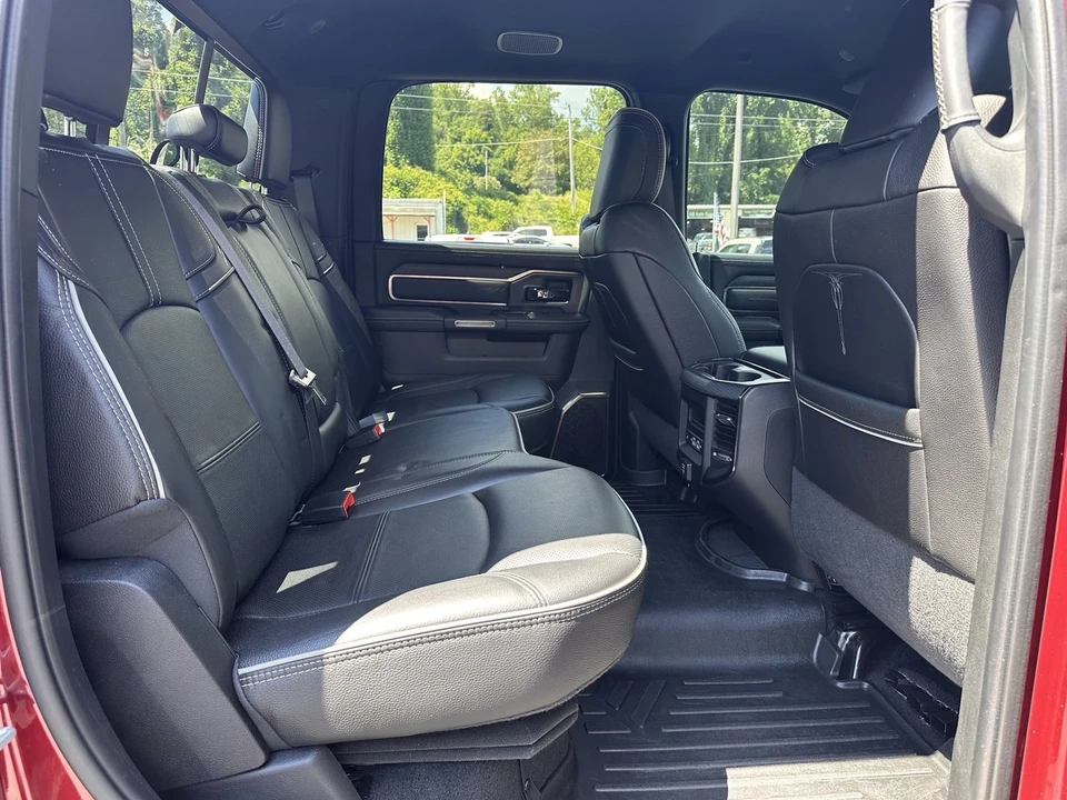 2022 Ram 3500 - Image 16 of 21