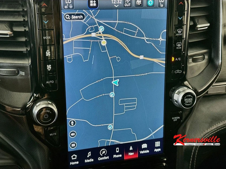 2022 Ram 3500 - Image 19 of 24
