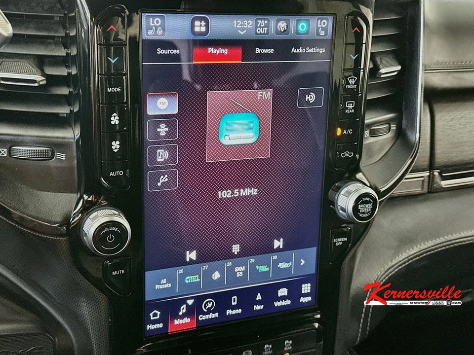 2022 Ram 3500 - Image 17 of 24
