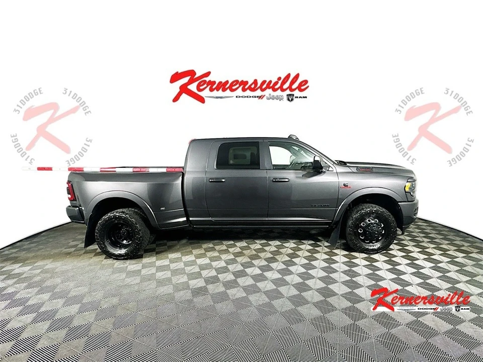 2022 Ram 3500 - Image 8 of 21