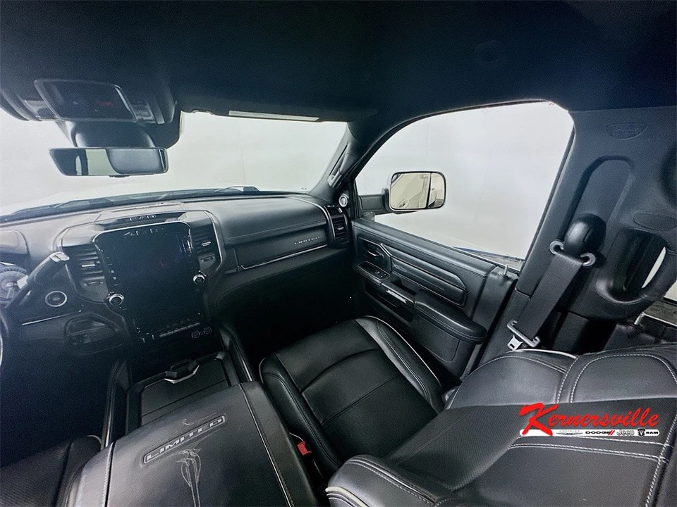 2022 Ram 3500 - Image 11 of 21