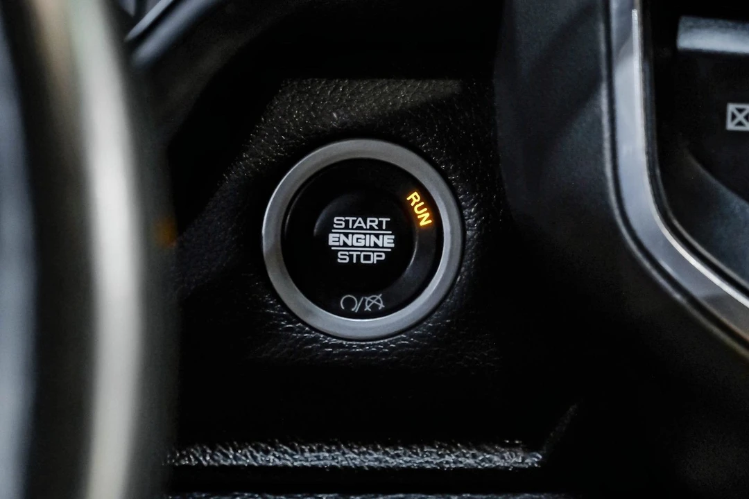 2022 Ram 3500 - Image 27 of 31