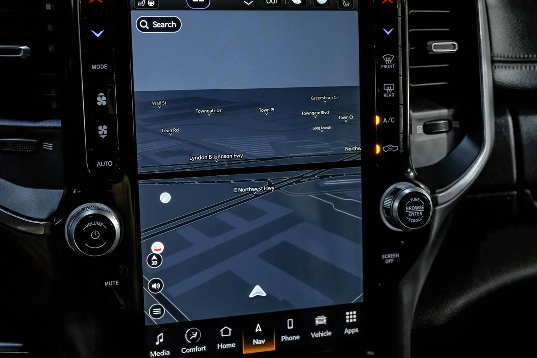2022 Ram 3500 - Image 28 of 31