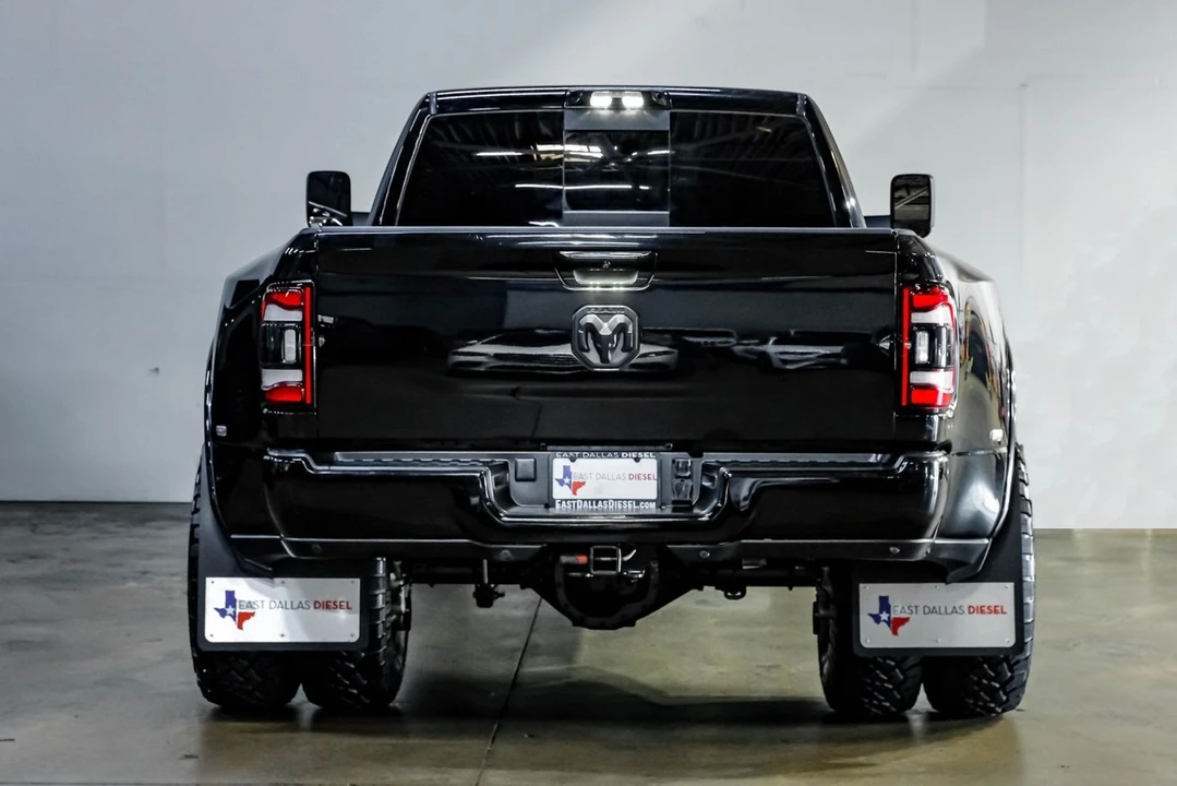 2022 Ram 3500 - Image 14 of 31