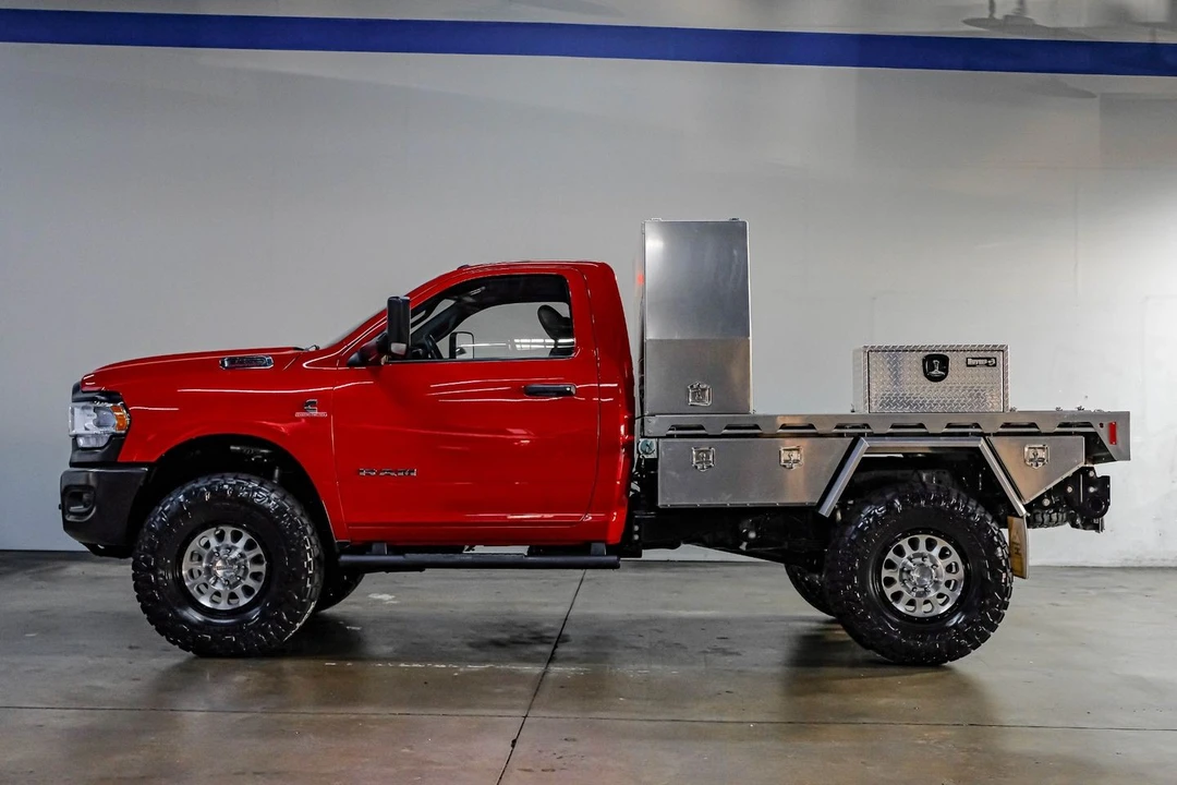 2022 Ram 3500 - Image 16 of 21