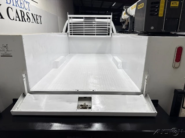 2022 Ram 3500 - Image 7 of 24