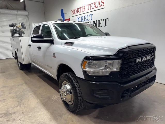 2022 Ram 3500 - Image 2 of 24