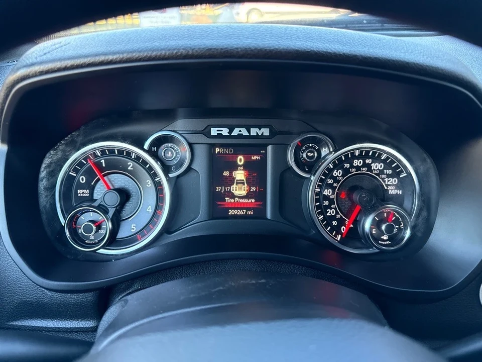2022 Ram 3500 - Image 16 of 19
