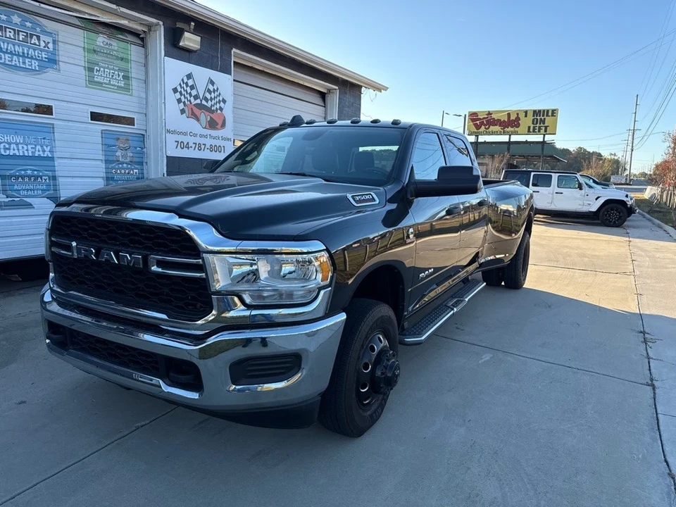 2022 Ram 3500 - Image 2 of 19