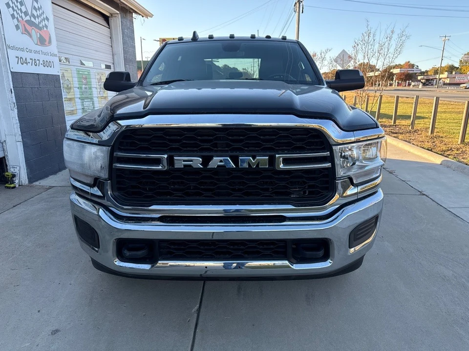 2022 Ram 3500 - Image 7 of 19