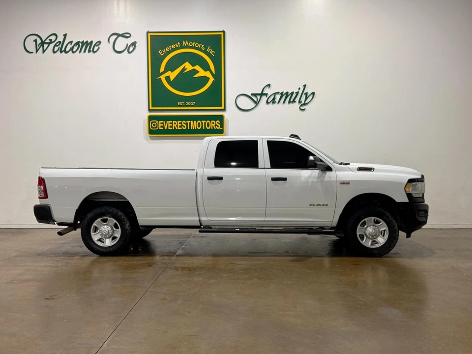 2022 Ram 3500 - Image 2 of 31