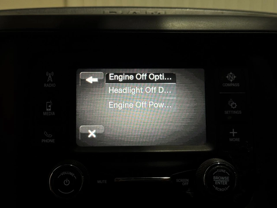 2022 Ram 3500 - Image 23 of 31
