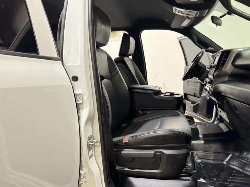 2022 Ram 3500 - Image 15 of 31