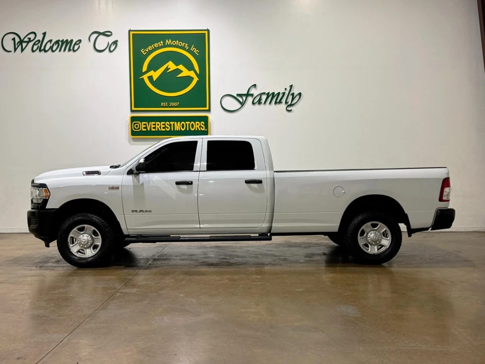 2022 Ram 3500 - Image 5 of 31