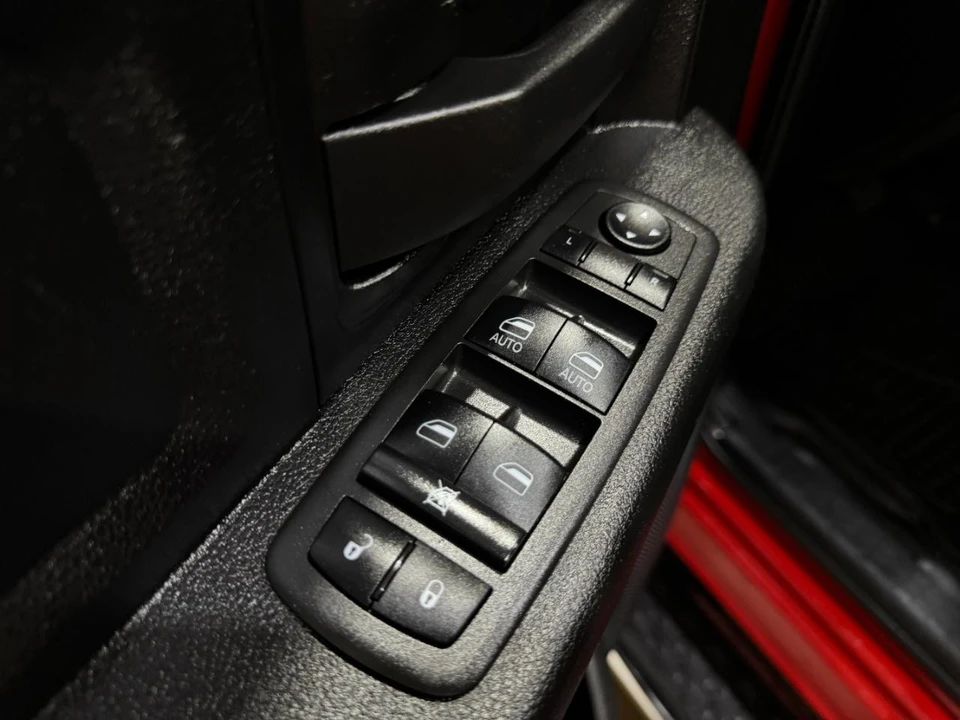 2022 Ram 3500 - Image 27 of 31