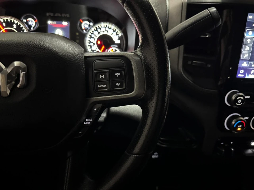 2022 Ram 3500 - Image 25 of 31
