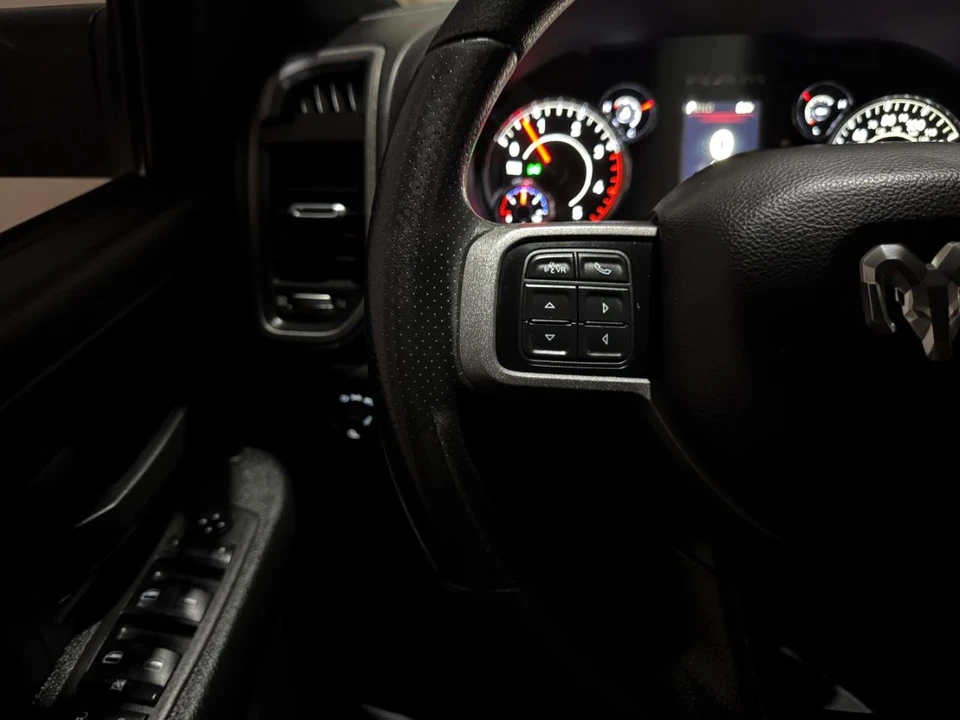 2022 Ram 3500 - Image 24 of 31