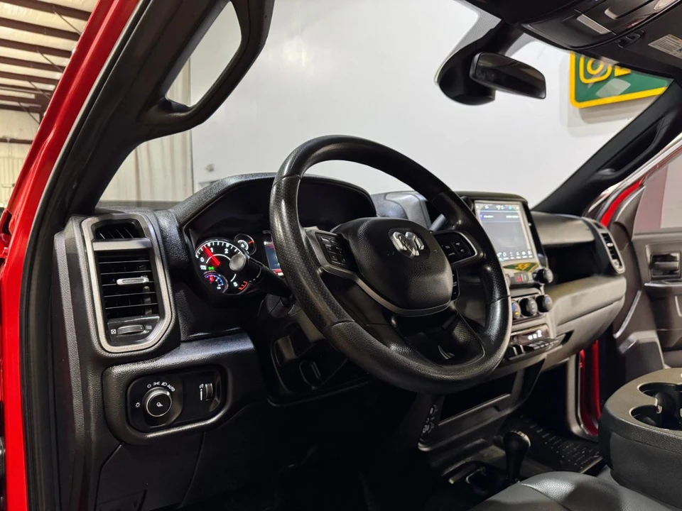 2022 Ram 3500 - Image 10 of 31