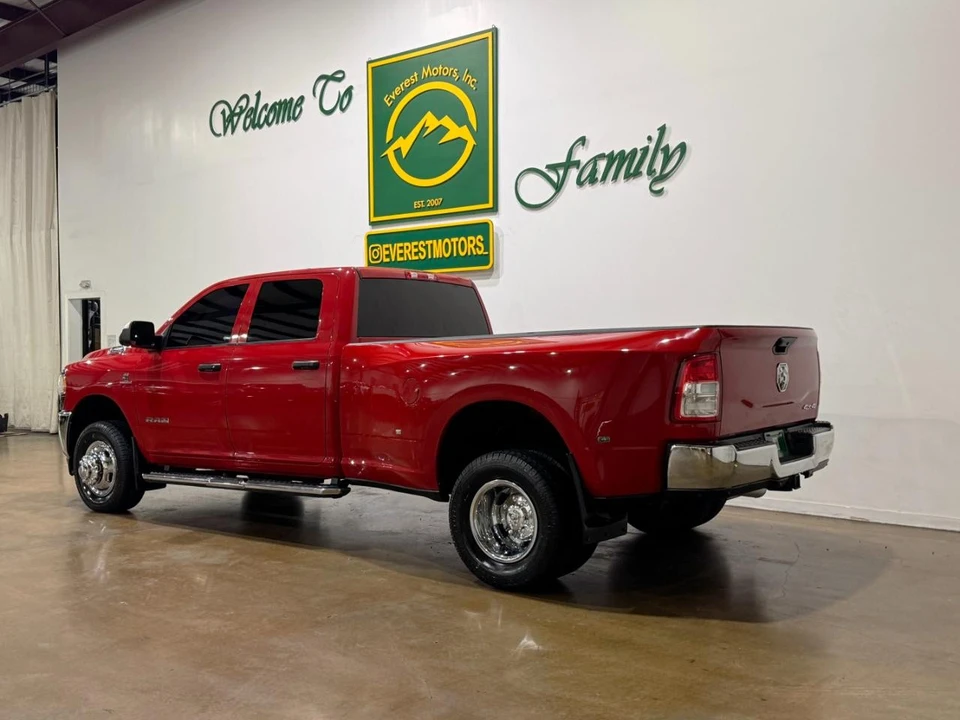 2022 Ram 3500 - Image 6 of 31