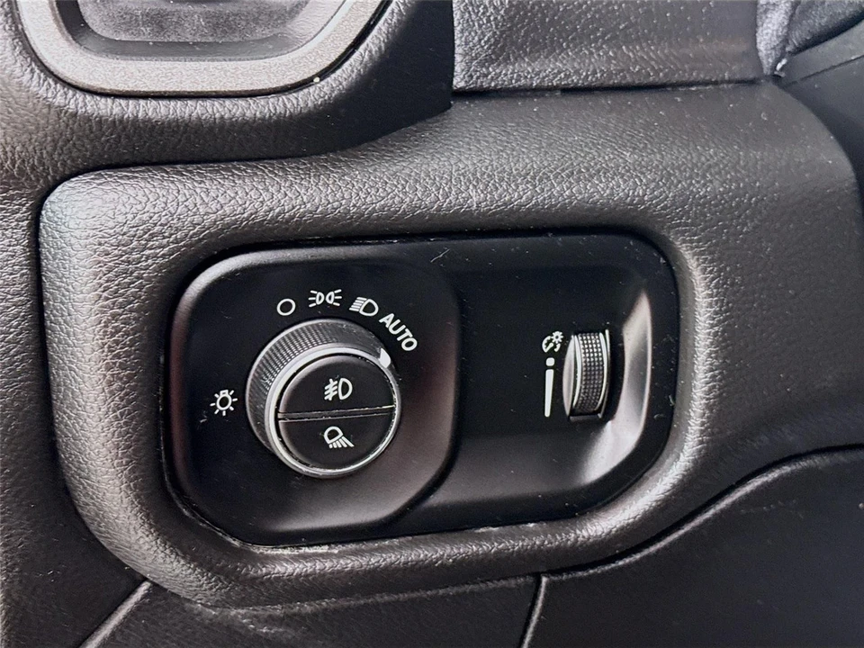 2022 Ram 3500 - Image 10 of 21