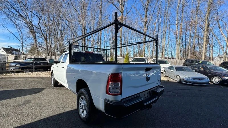 2022 Ram 3500 - Image 4 of 12