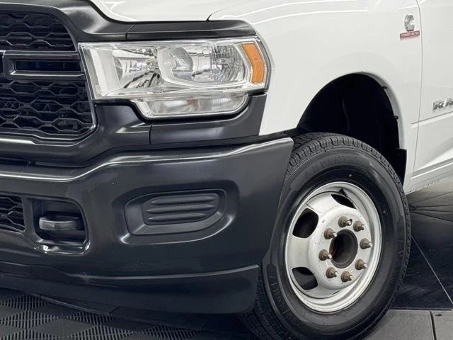 2022 Ram 3500 - Image 4 of 12