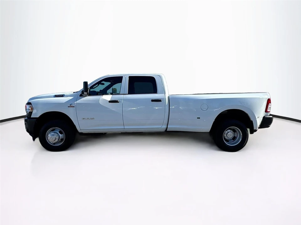2022 Ram 3500 - Image 4 of 21