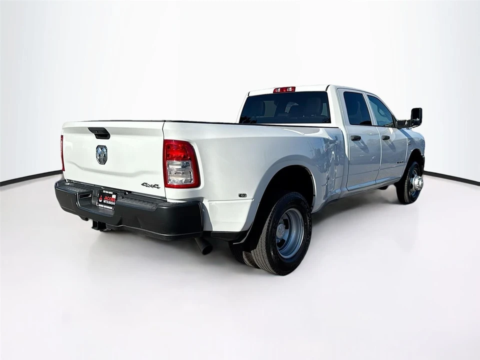 2022 Ram 3500 - Image 7 of 21