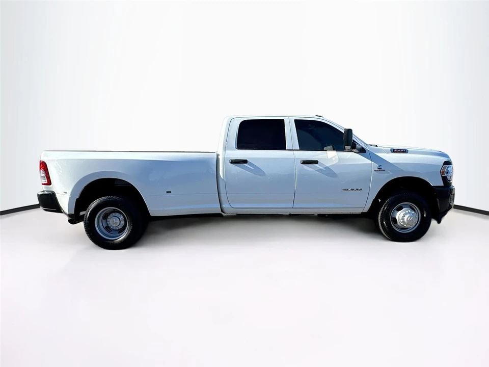 2022 Ram 3500 - Image 8 of 21