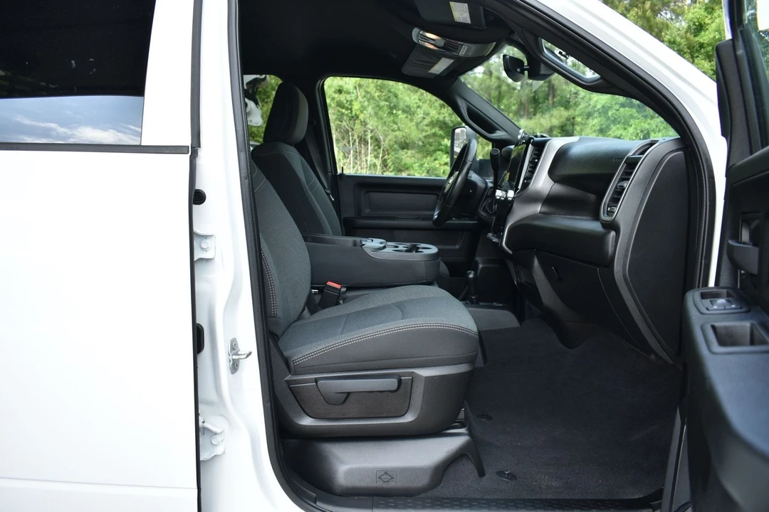 2022 Ram 3500 - Image 18 of 21
