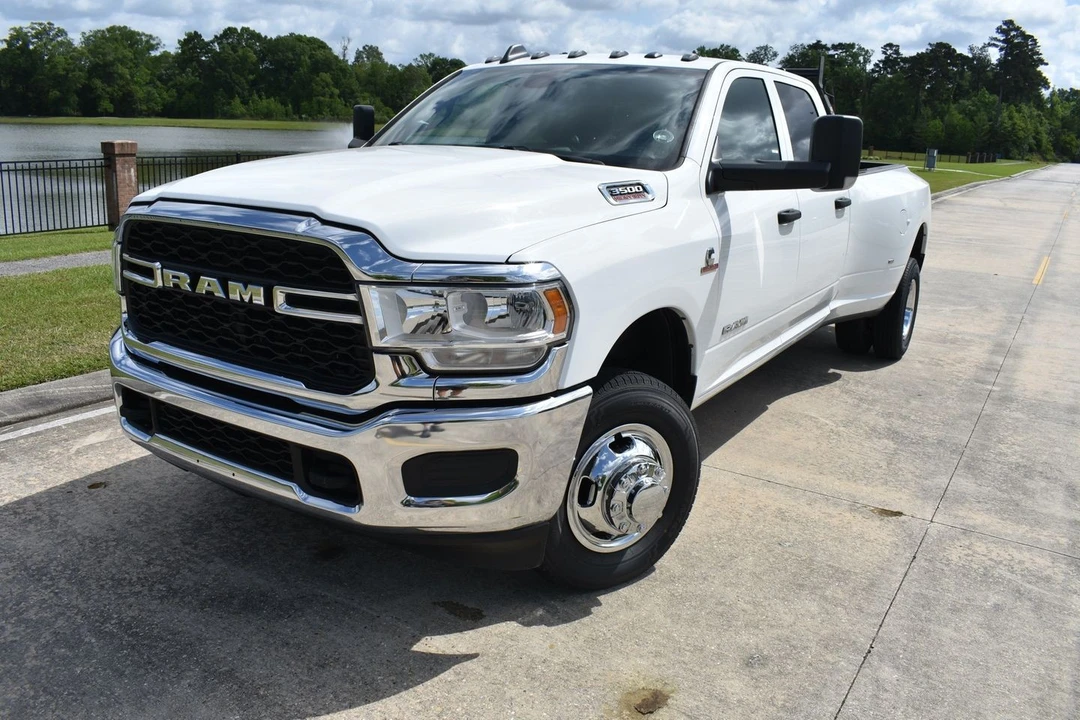 2022 Ram 3500 - Image 6 of 21