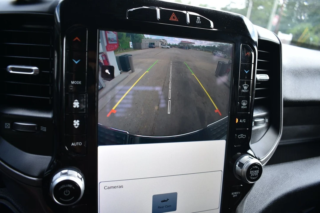 2022 Ram 3500 - Image 16 of 21