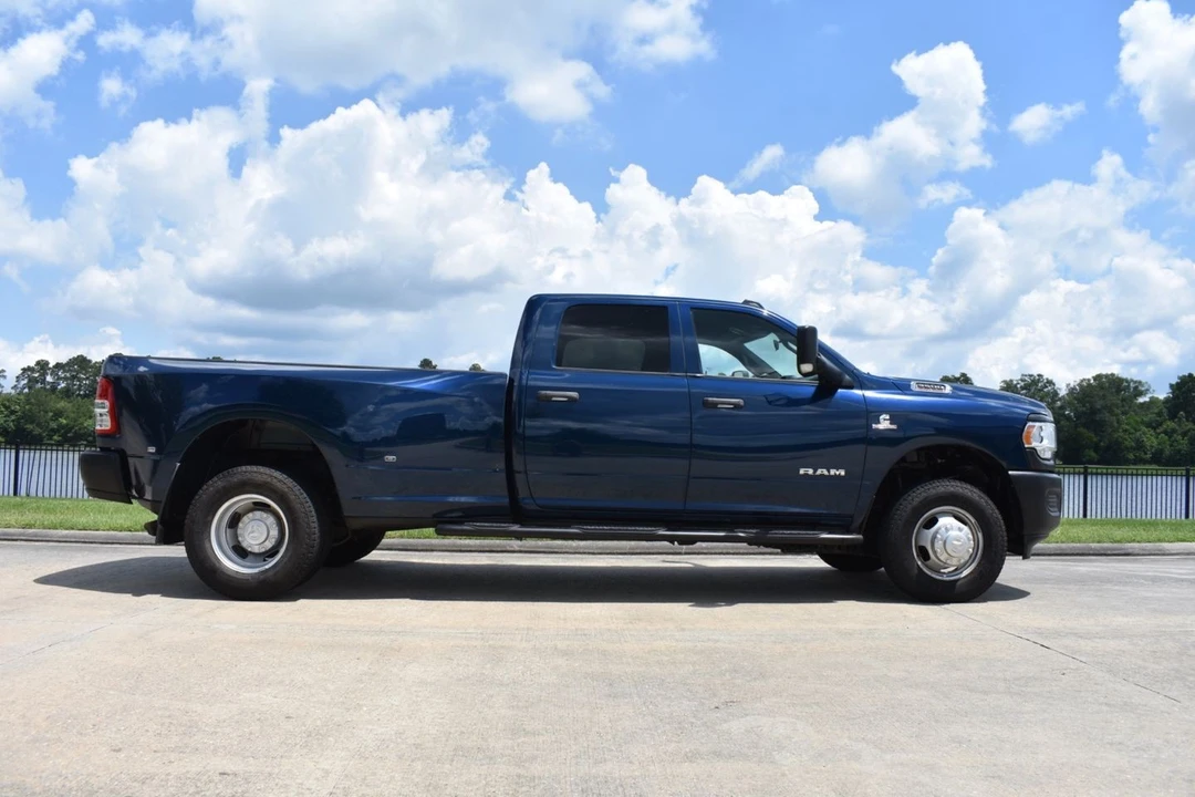 2022 Ram 3500 - Image 7 of 23