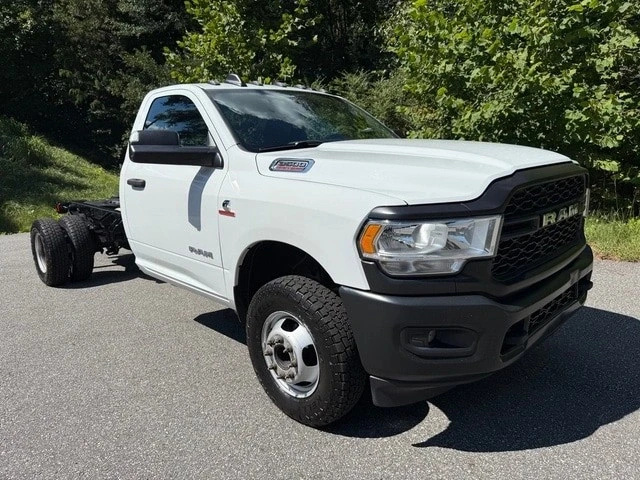 2022 Ram 3500 - Image 4 of 20
