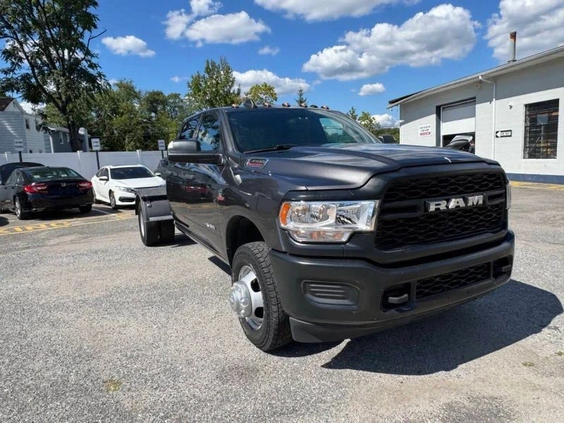 2022 Ram 3500 - Image 5 of 12