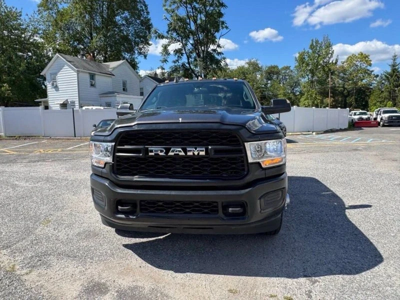 2022 Ram 3500 - Image 3 of 12