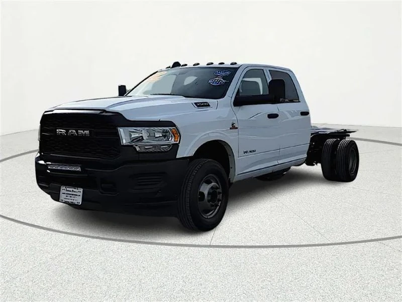 2022 Ram 3500 - Image 3 of 12