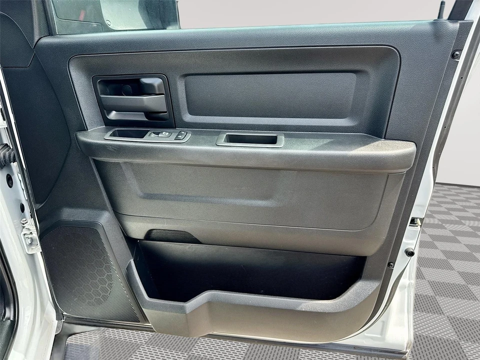 2022 Ram 3500 - Image 17 of 17