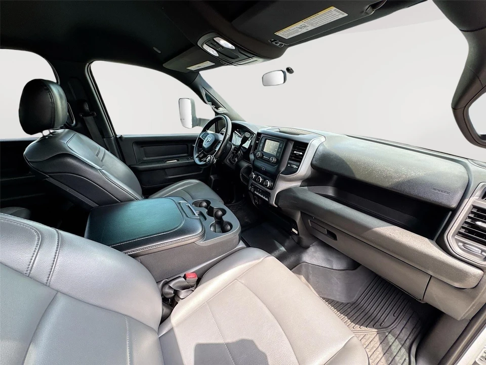 2022 Ram 3500 - Image 16 of 17
