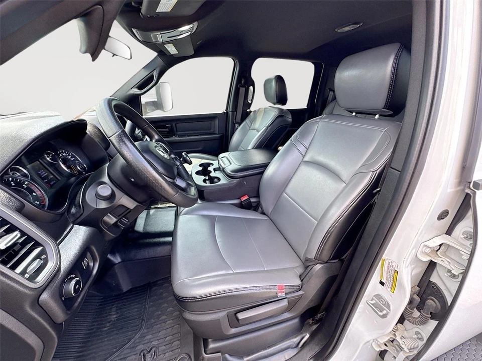 2022 Ram 3500 - Image 3 of 17