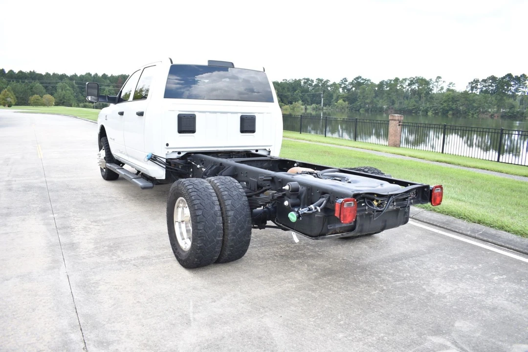 2022 Ram 3500 - Image 5 of 25
