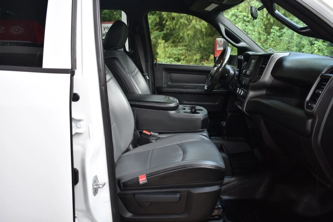 2022 Ram 3500 - Image 17 of 25