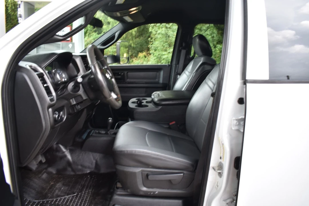2022 Ram 3500 - Image 11 of 25