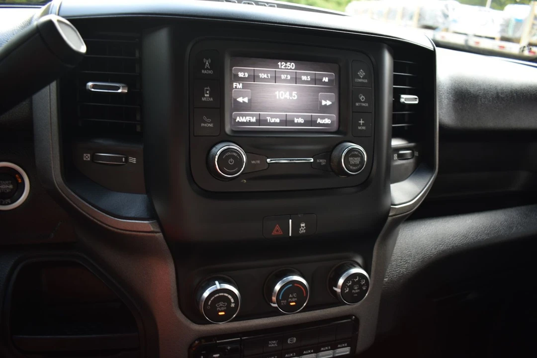 2022 Ram 3500 - Image 14 of 25
