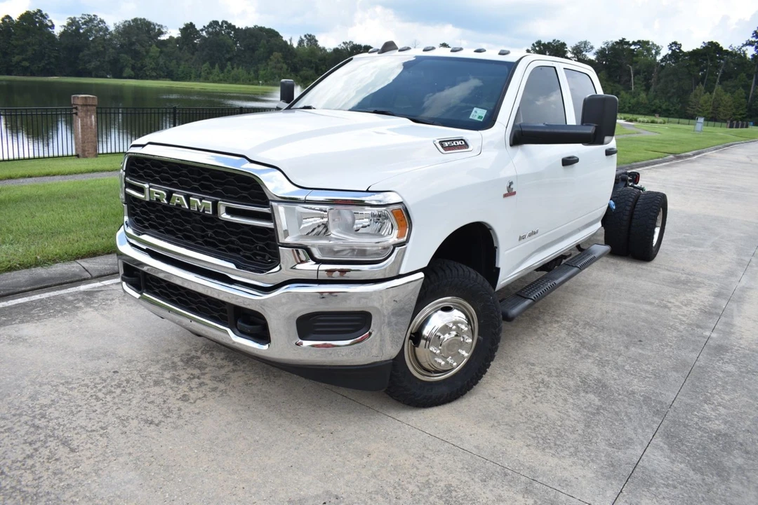 2022 Ram 3500 - Image 2 of 25