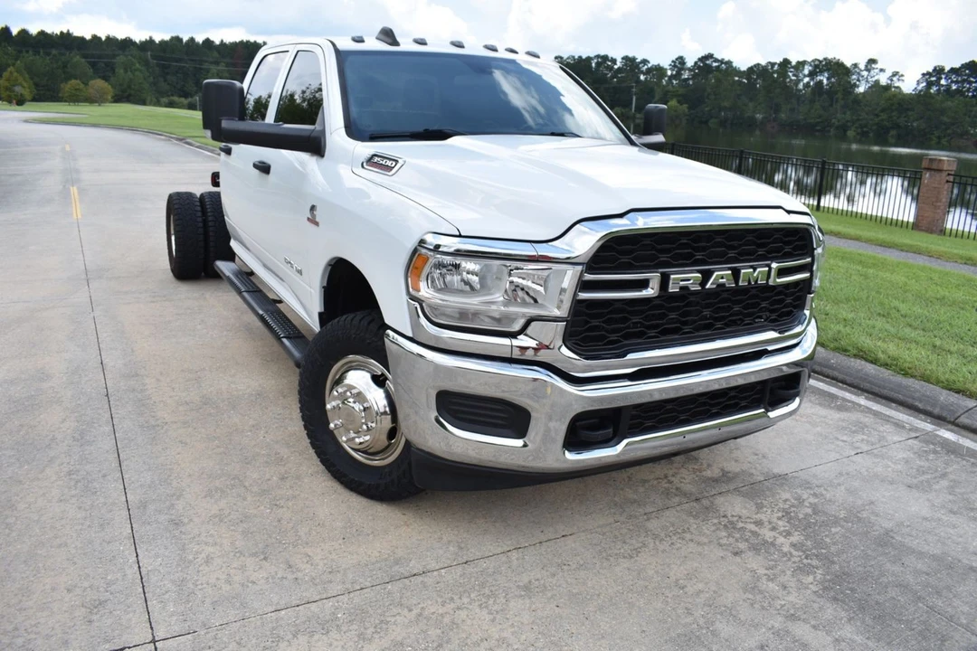 2022 Ram 3500 - Image 7 of 25