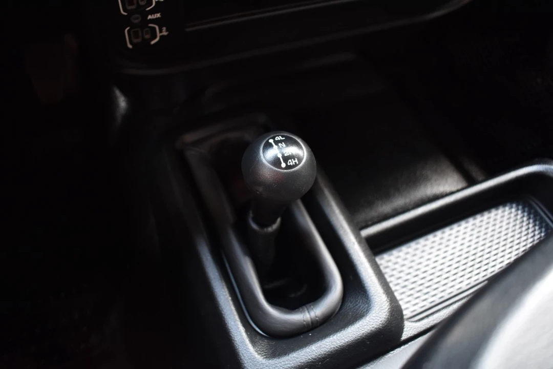 2022 Ram 3500 - Image 15 of 25