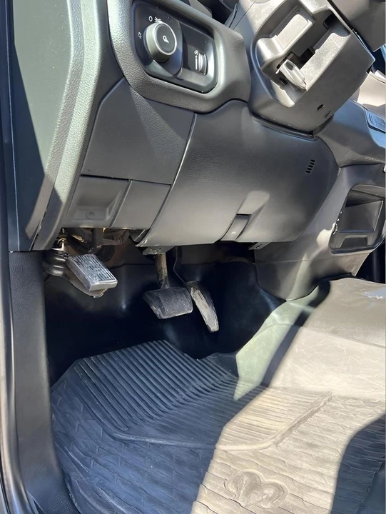 2022 Ram 3500 - Image 11 of 12