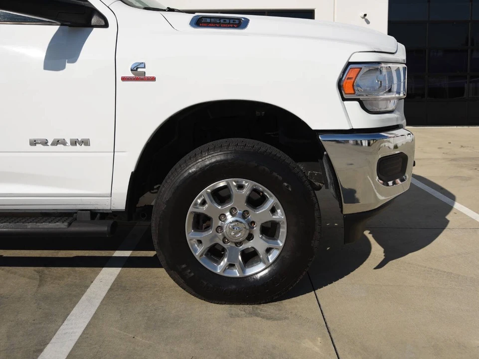2022 Ram 3500 - Image 11 of 20